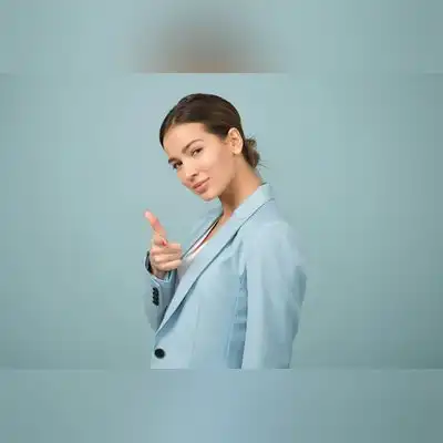 易轩岩